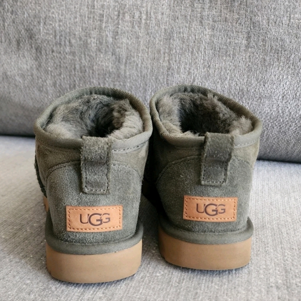 SOLD - Picture 5 of 8